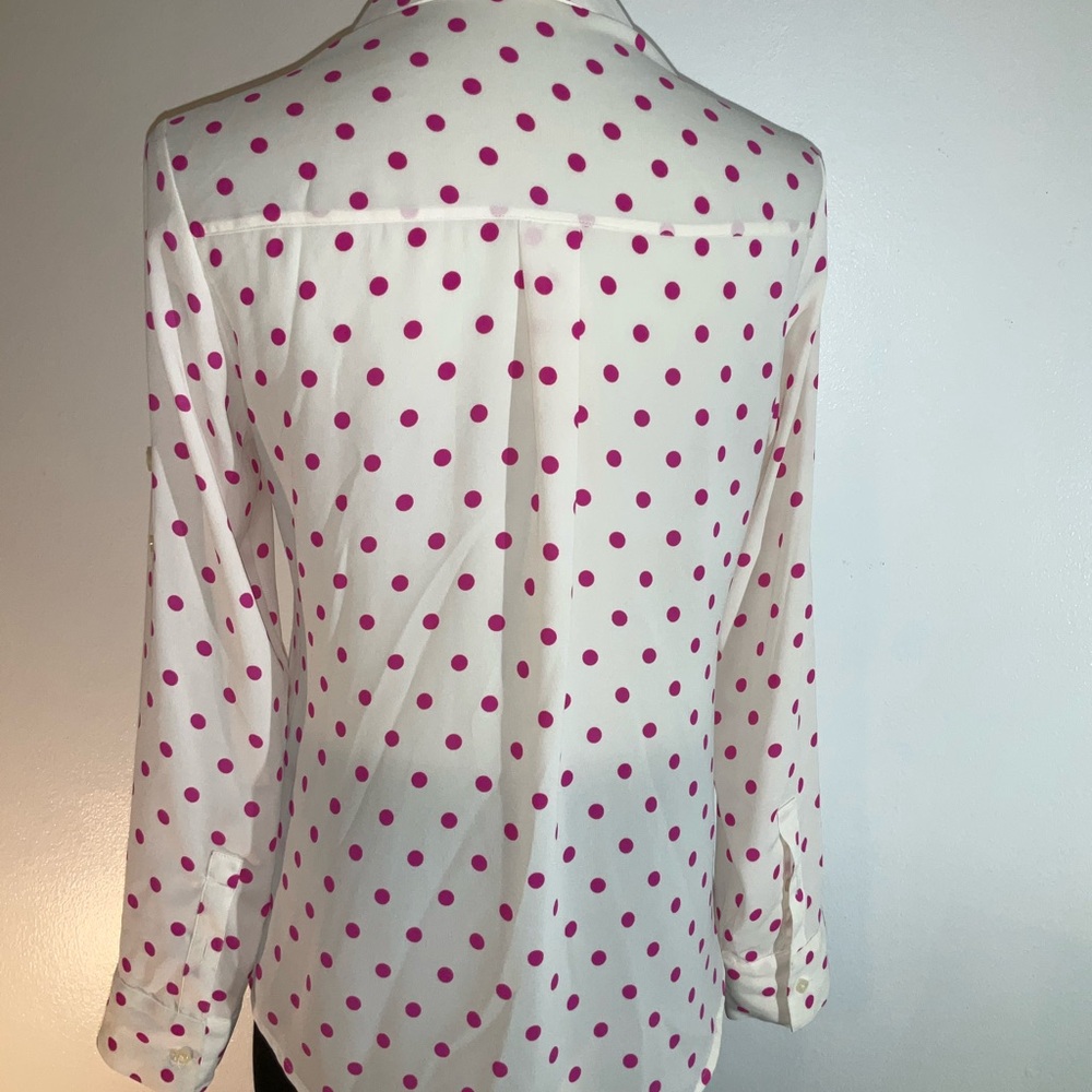 Express Cream Portofino Button Down Shirt with Notched Collar - Picture 3 of 11